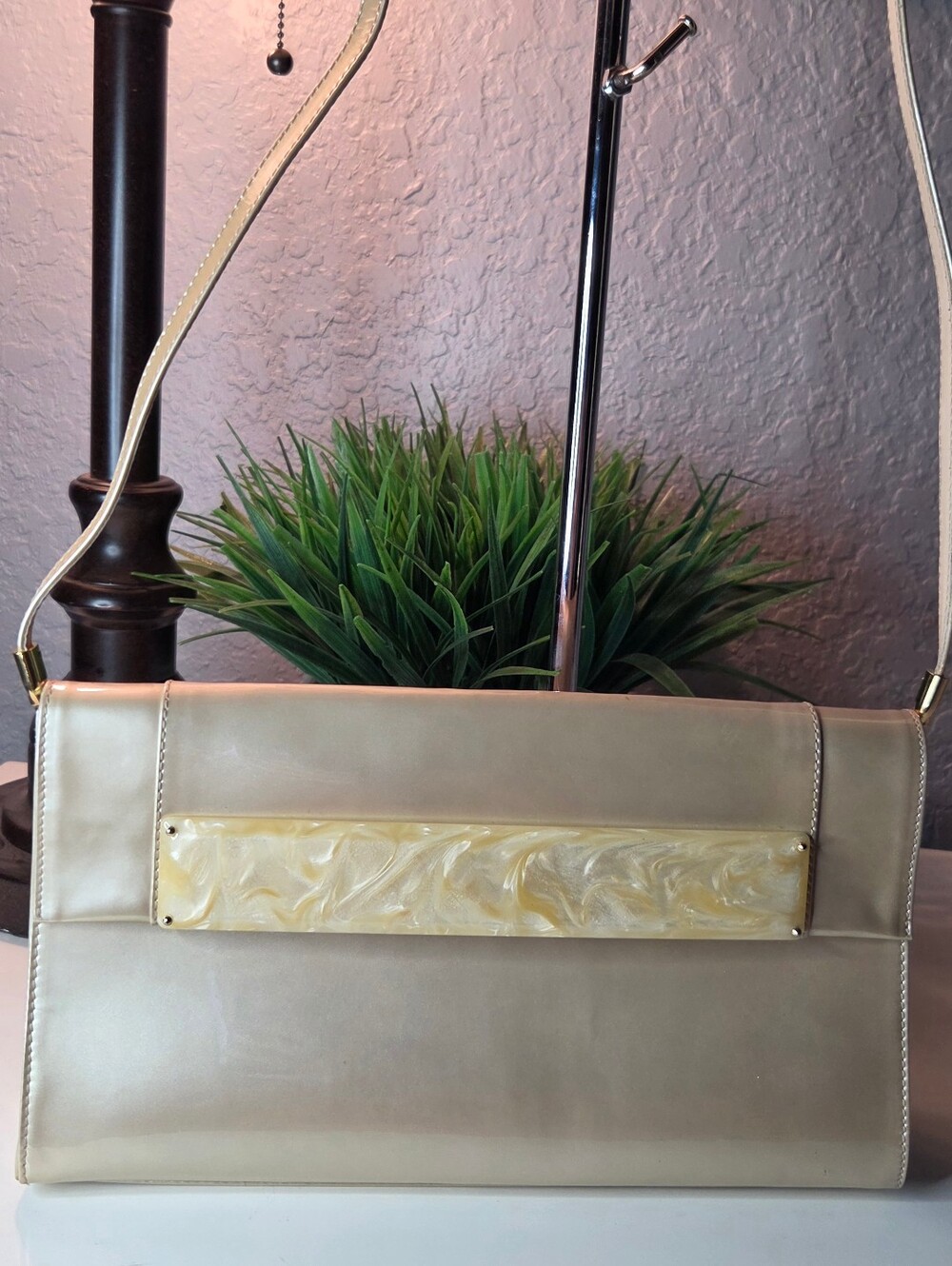 Vintage Stuart Weitzman Champagne Patent Leather Clutch Convertible Shoulder Bag